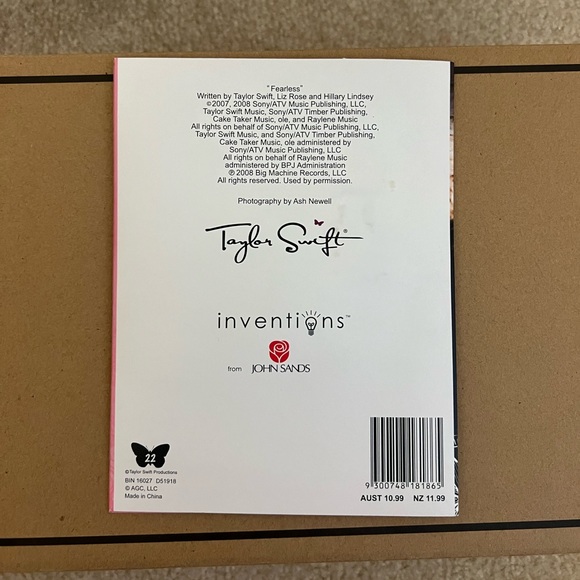 Taylor Swift Musical Fearless Birthday Greeting Card - Picture 3 of 3
